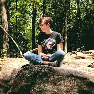 Meet your Posher, Reagan